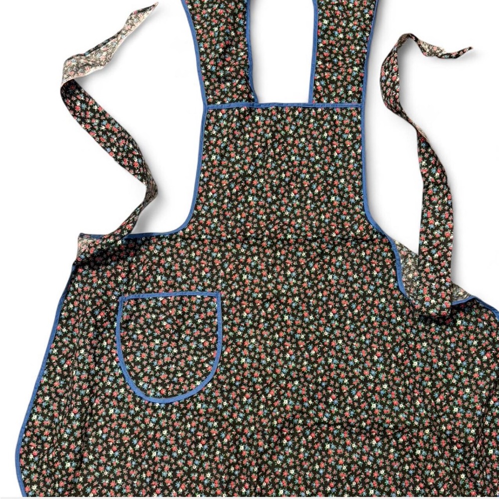 1930s handmade Floral Apron with Blue Trim